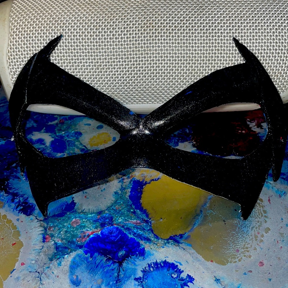 Nightwing cosplay mask